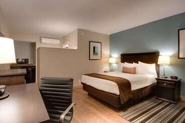 هتل Best Western At Ventura Pier