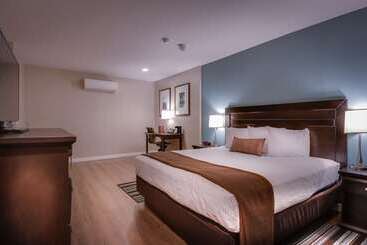 هتل Best Western At Ventura Pier