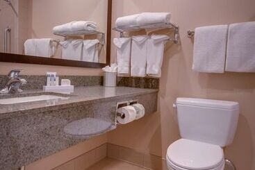 هتل Best Western At Ventura Pier