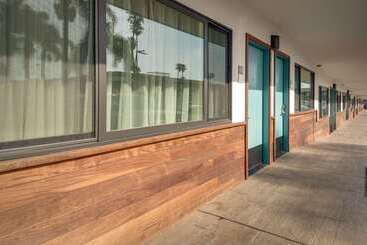 هتل Best Western At Ventura Pier