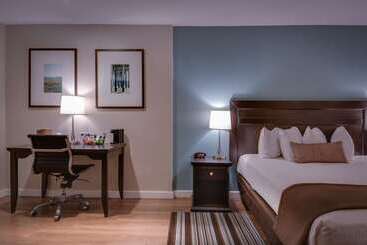 هتل Best Western At Ventura Pier