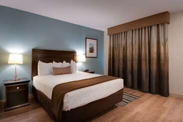 هتل Best Western At Ventura Pier