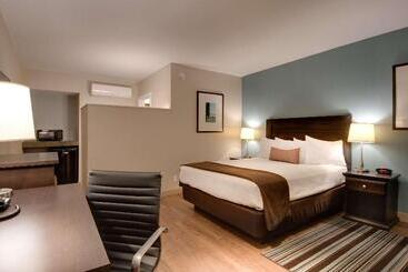 هتل Best Western At Ventura Pier