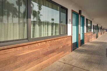 هتل Best Western At Ventura Pier