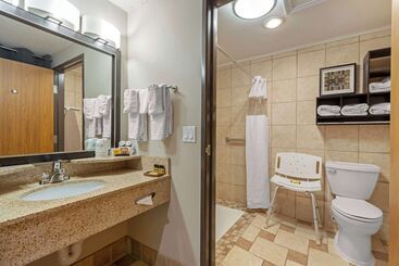 בית מלון כפרי Best Western Plus Midwest Inn