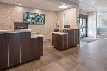 هتل Best Western Plus Oceanside Inn