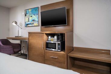 هتل Best Western Plus Raleigh Crabtree Valley