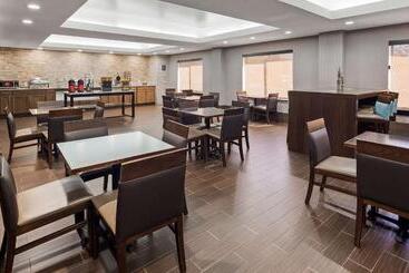 هتل Best Western Plus Raleigh Crabtree Valley