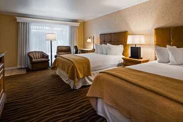 هتل Best Western Plus Santa Barbara
