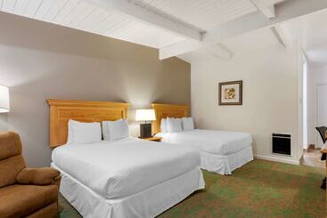 هتل Best Western Plus Santa Barbara