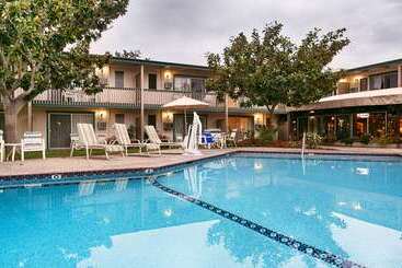 هتل Best Western Plus Santa Barbara