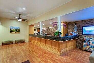هتل Best Western Plus Santa Barbara