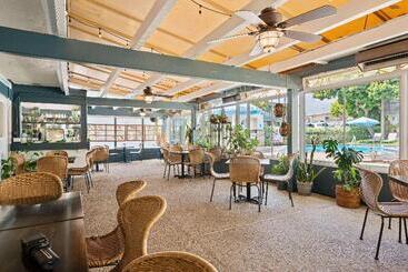 هتل Best Western Plus Santa Barbara