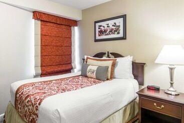 هتل Bluegreen Vacations Patrick Henry Sqr, Ascend Resort Collection