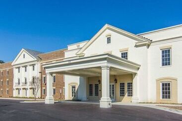 هتل Bluegreen Vacations Patrick Henry Sqr, Ascend Resort Collection