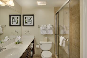 هتل Bluegreen Vacations Patrick Henry Sqr, Ascend Resort Collection
