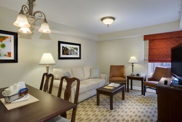 هتل Bluegreen Vacations Patrick Henry Sqr, Ascend Resort Collection