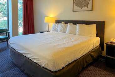 בית מלון כפרי Econo Lodge