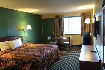 هتل Family Budget Inn Harrison