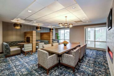 هتل Hilton Garden Inn Boston/waltham