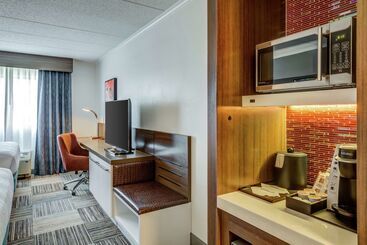 هتل Hilton Garden Inn Boston/waltham