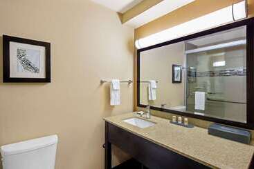 هتل La Quinta Inn By Wyndham Berkeley