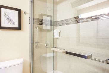 هتل La Quinta Inn By Wyndham Berkeley