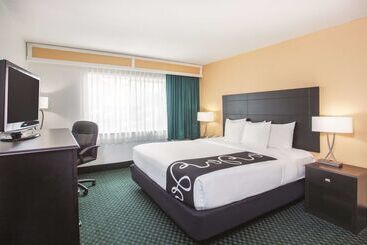 هتل La Quinta Inn By Wyndham Berkeley