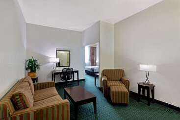 هتل La Quinta Inn By Wyndham Berkeley