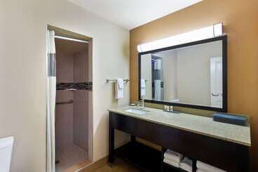هتل La Quinta Inn By Wyndham Berkeley