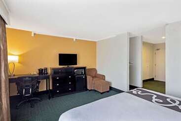 هتل La Quinta Inn By Wyndham Berkeley