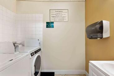 هتل La Quinta Inn By Wyndham Berkeley
