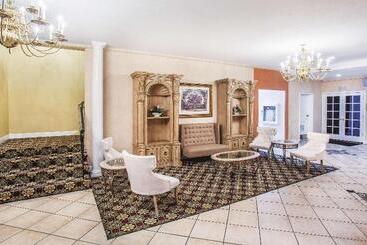 هتل La Quinta Inn By Wyndham Berkeley