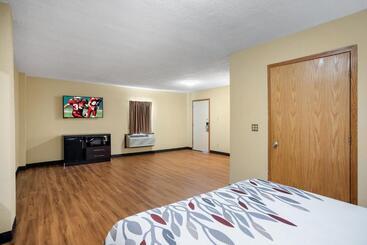 فندق Red Roof Inn Des Moines
