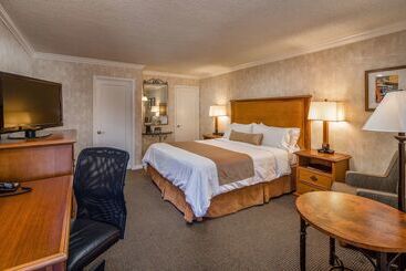 هتل Sfo El Rancho Inn Surestay Collection By Best Western