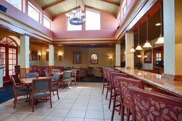 هتل Sfo El Rancho Inn Surestay Collection By Best Western