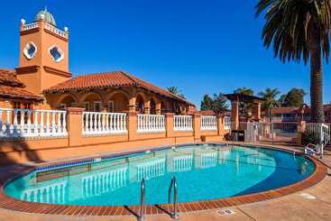 هتل Sfo El Rancho Inn Surestay Collection By Best Western