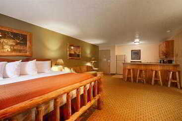 The Ridgeline Hotel At Yellowstone, Ascend Hotel Collection