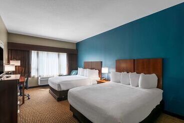 The Hotel Saratoga, Ascend Hotel Collection