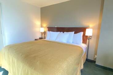 هتل Travelodge By Wyndham Great Falls