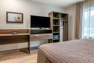 هتل Woodspring Suites Brunswick