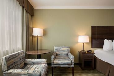 مُتل Best Western Holiday