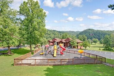 Resort Hilton Vacation Club Bent Creek Golf Village Gatlinburg