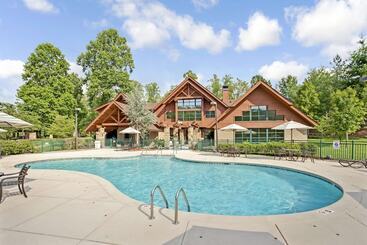 Resort Hilton Vacation Club Bent Creek Golf Village Gatlinburg