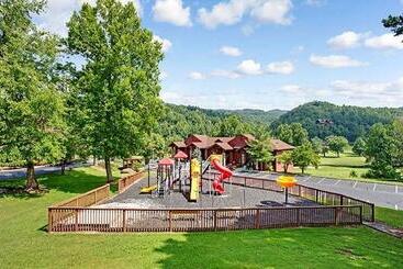 Resort Hilton Vacation Club Bent Creek Golf Village Gatlinburg
