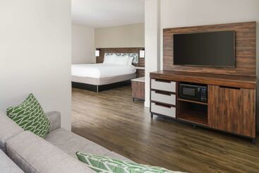 استراحتگاه Hampton Inn Key West Fl