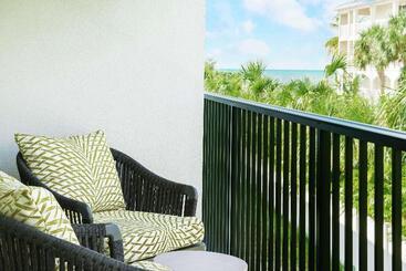 استراحتگاه Hampton Inn Key West Fl