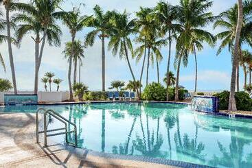 استراحتگاه Hampton Inn Key West Fl