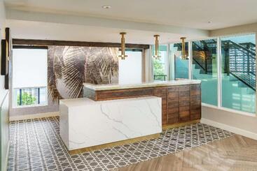 استراحتگاه Hampton Inn Key West Fl