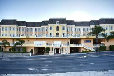 酒店 Best Western Plus San Pedro  & Suites